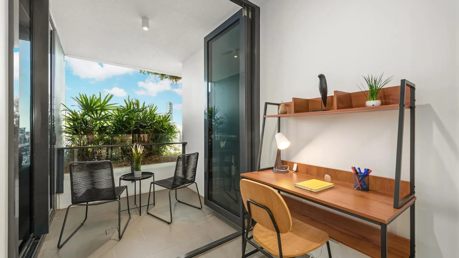 Breathtaking City & River Views With Pool, Gym, Park Brisbane Australia